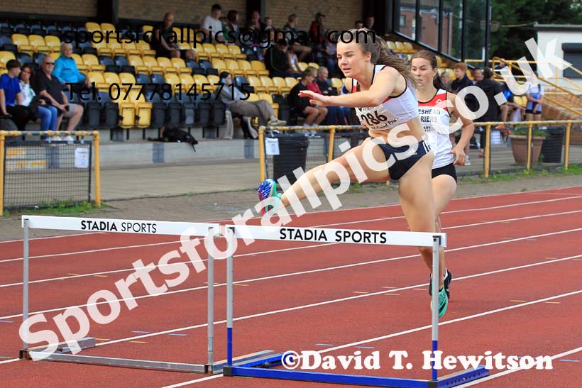 Hurdles, 2023 NEGP 5 Monkton, Wed, July 26th. Photo: David T. Hewitson/Sports for All Pics